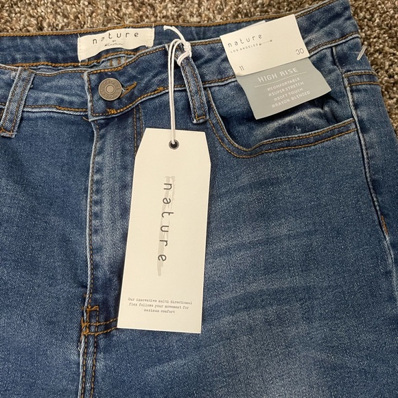 👛3/$20 NWT Nature Women’s High Rise Jeans - Picture 2 of 6
